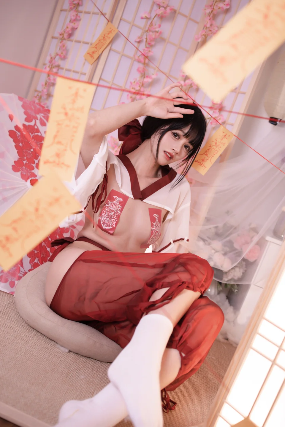 星黛鹿鹿 - No.010 祈福巫女 [56P-720MB] tg@simisebaisi 【丝足阁】008.webp